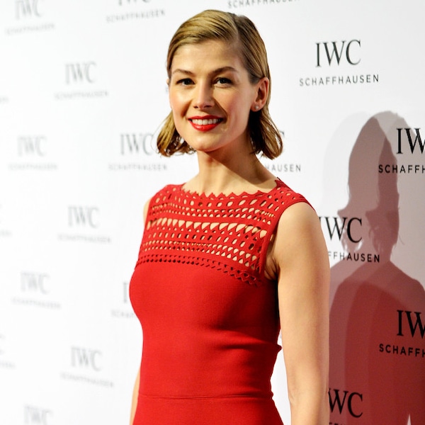 Rosamund pike hottest photos Rosamund pike hottest photos